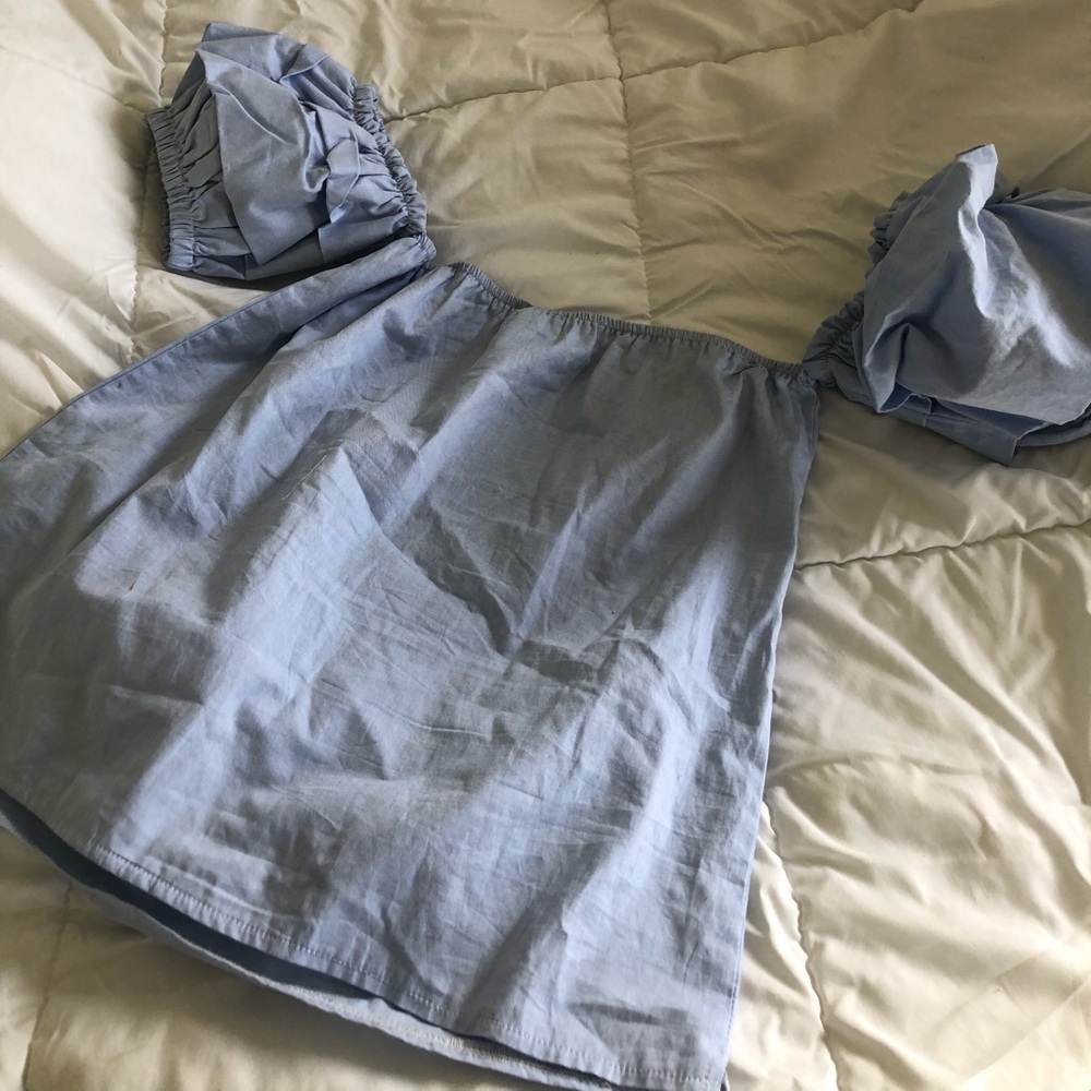 Powder blue top - Picture 3 of 3